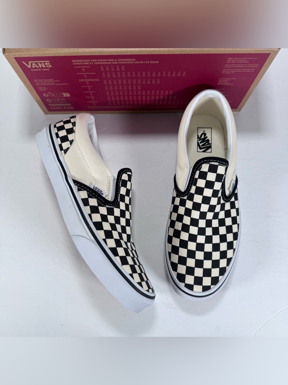 Vans Classic Slip-On Black & White Checkerboard Skate Shoe Sneakers Size 8.5
